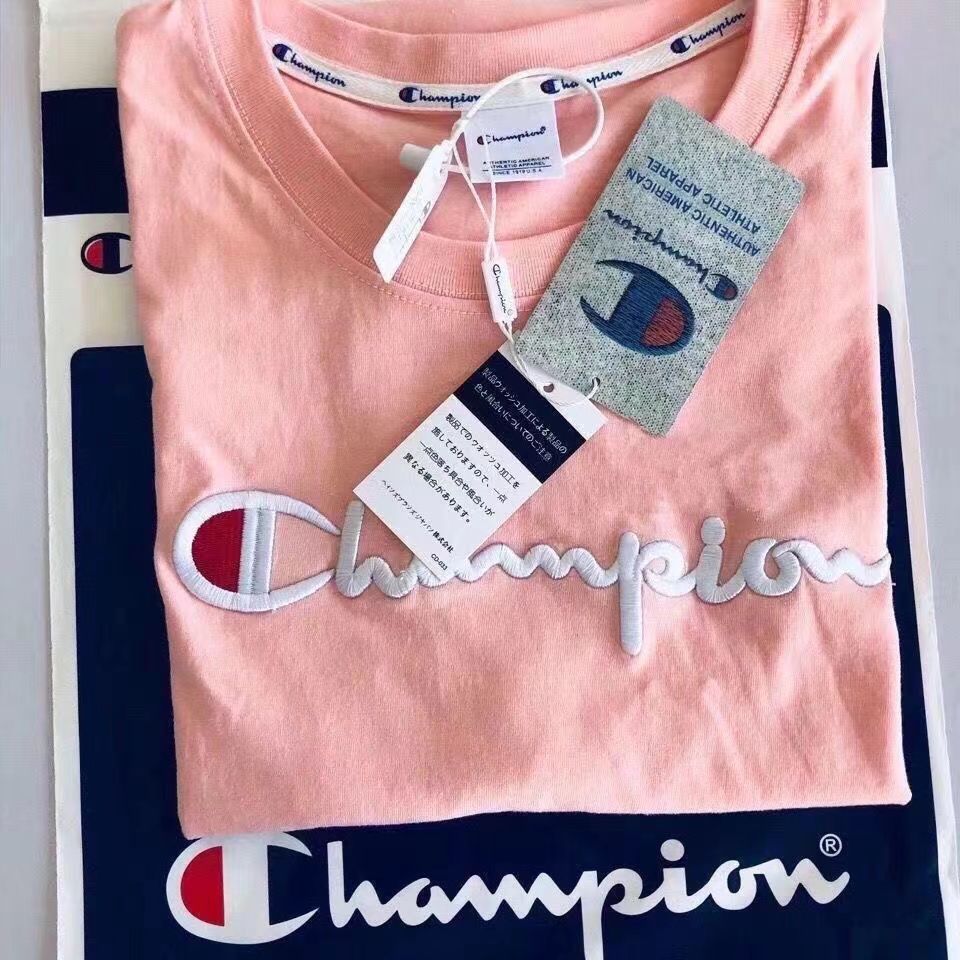 Champion T-shirt